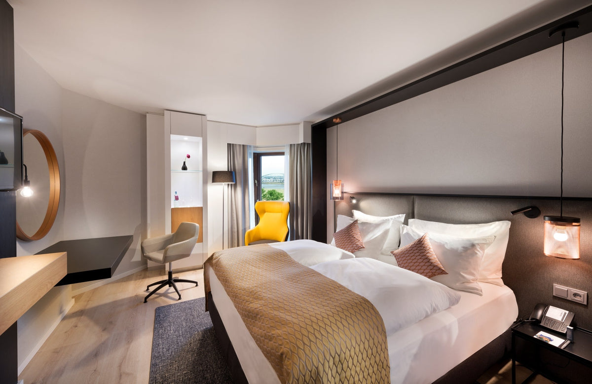 Crowne Plaza Düsseldorf - Neuss | Verken 3 dagen de magische kerstmarkt van Düsseldorf - afbeelding 2